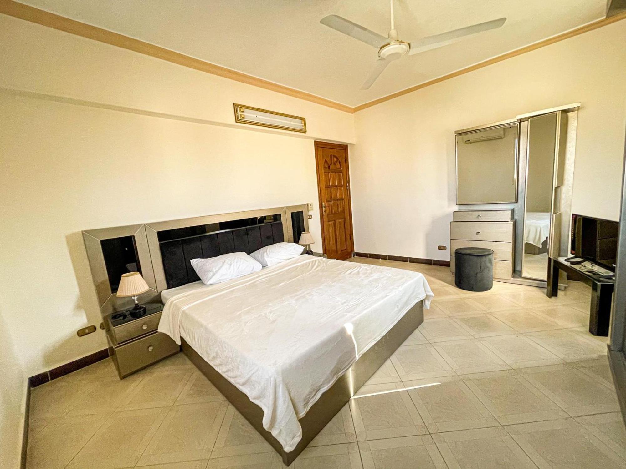 2Bd Apartment In A Rooftop With A Private Terrace 开罗 外观 照片