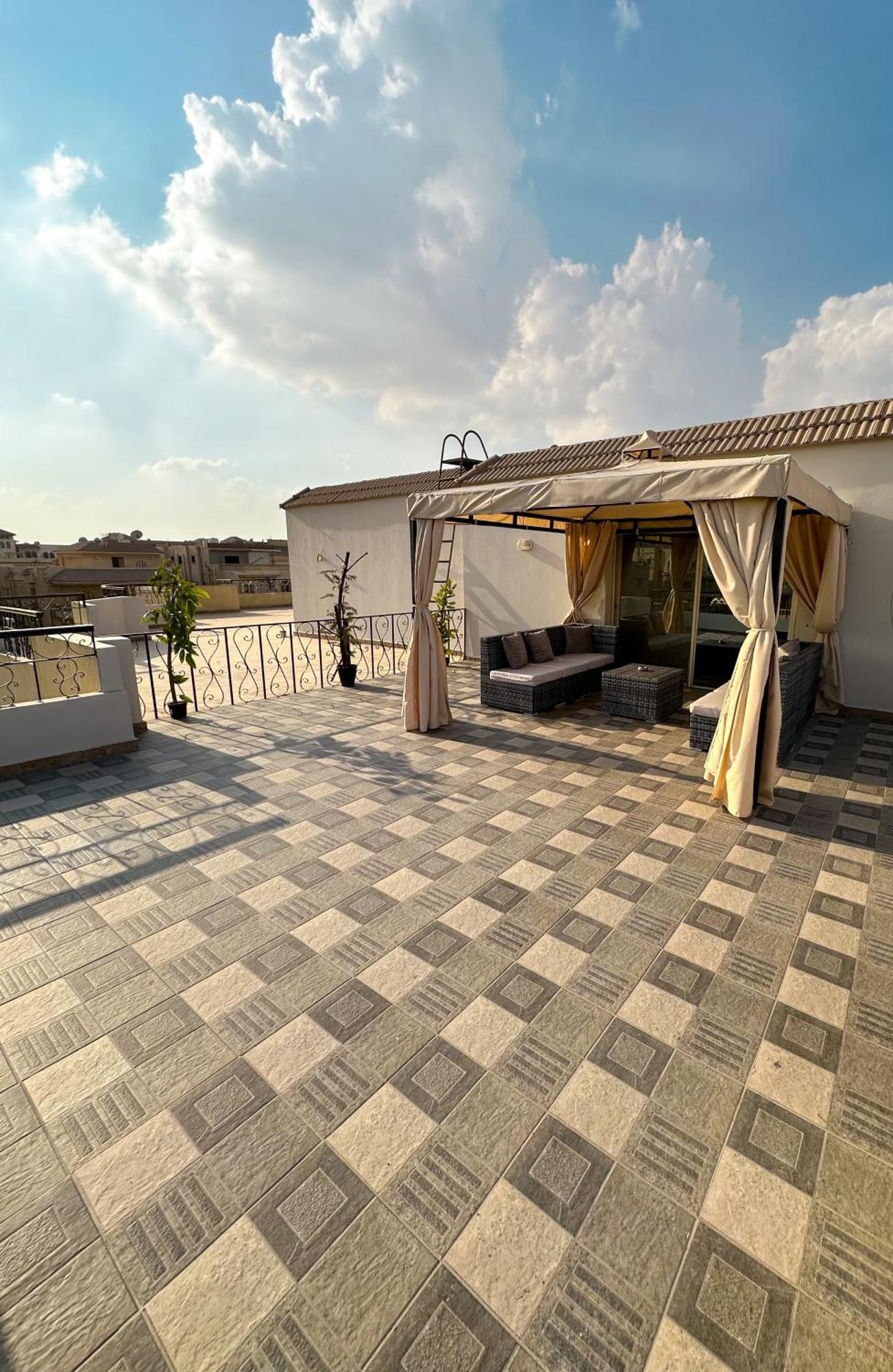 2Bd Apartment In A Rooftop With A Private Terrace 开罗 外观 照片